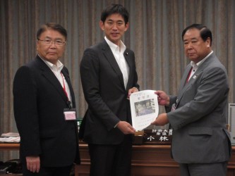 岩手県盛岡市長、市議会議長からの要請