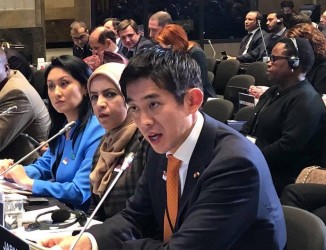 国会議員代表として国際会議に出席