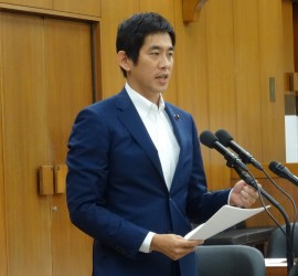 厚生労働委員会で質疑